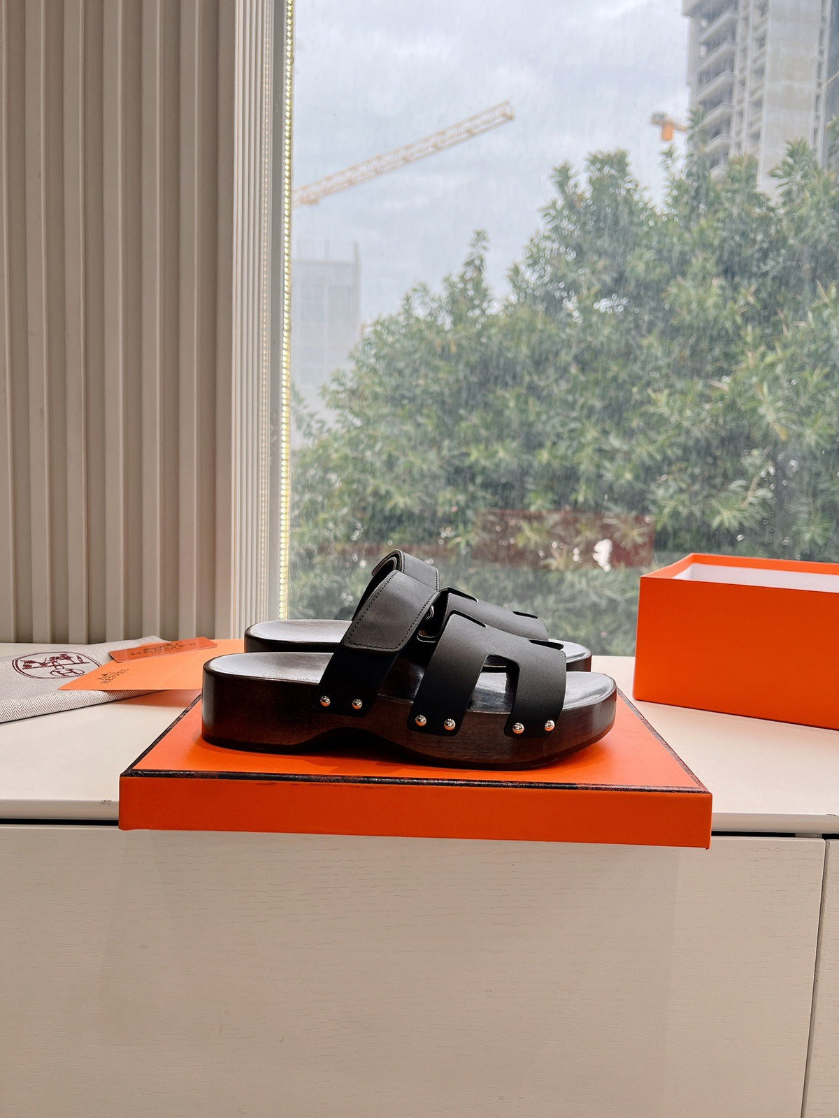 Hermes Women Black Leather Strap Sandals
