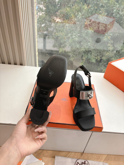Hermes Women Black Leather Sandals