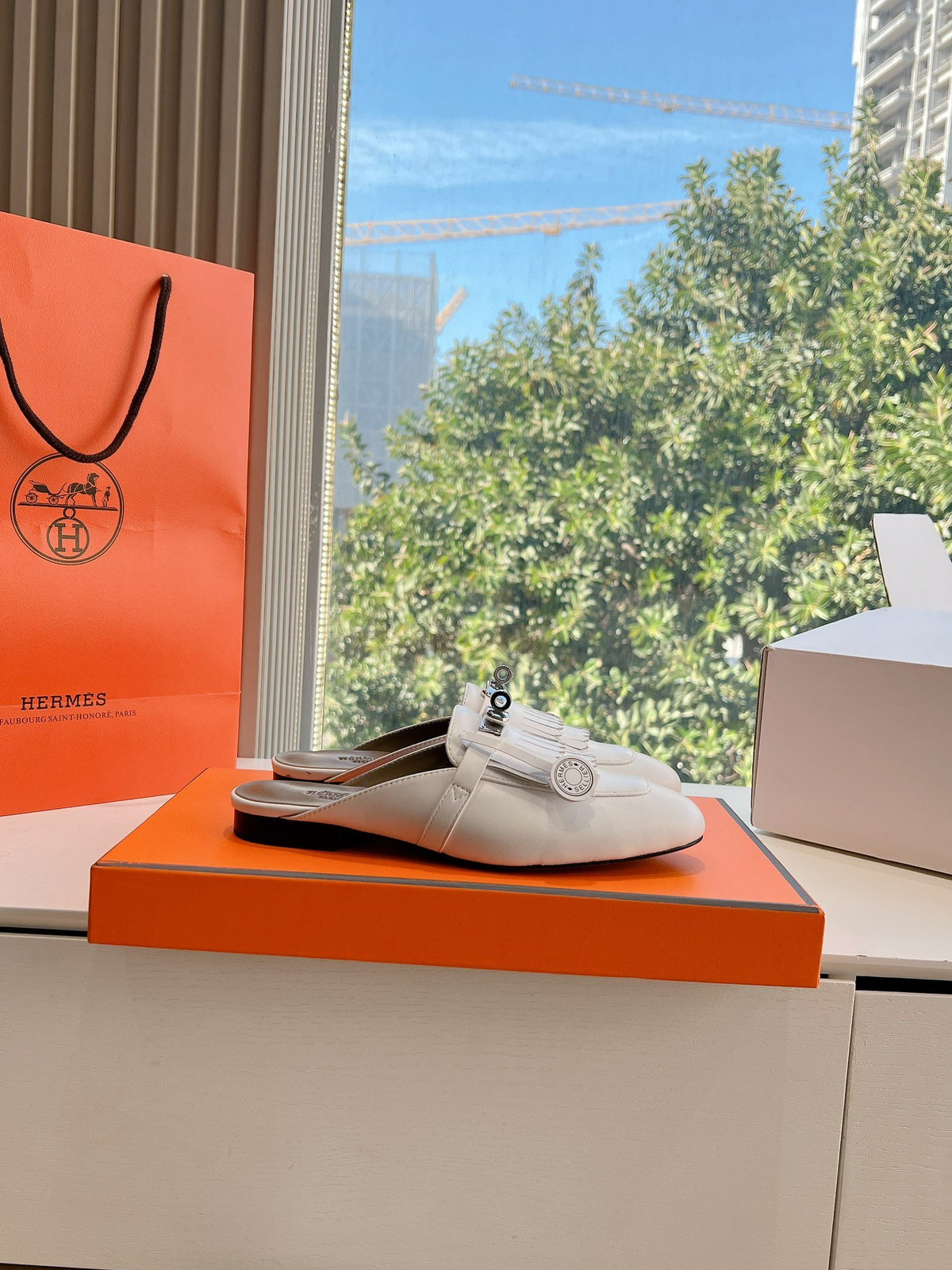Hermes Women White Leather Fringe Mules