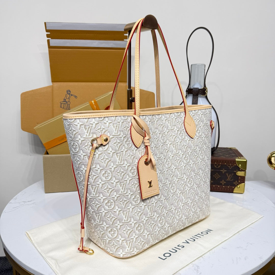 Louis Vuitton Neverfull MM Pre-Fall 2026 collection