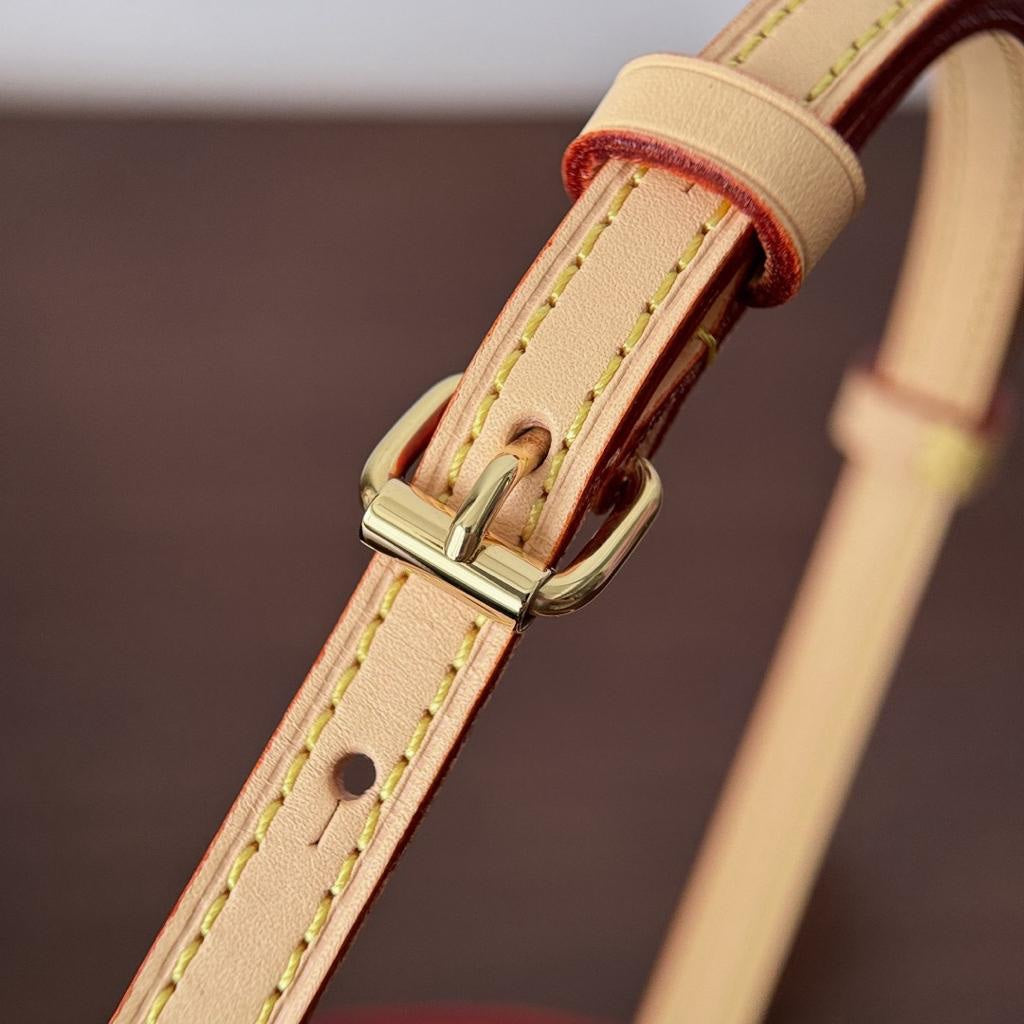 LV Scott M46933