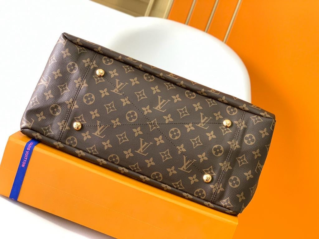 Louis Vuitton Artsy MM Monogram