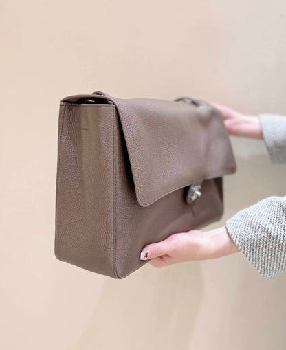 Chanel Maxi Flap bag in Taupe Grained Calfskin SS26 Collection