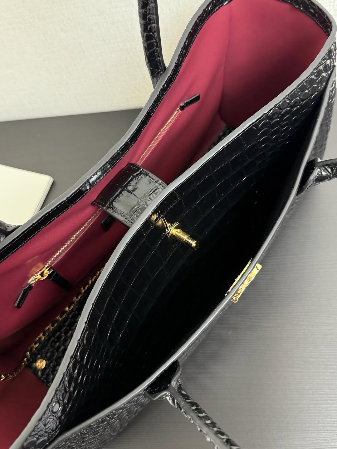 Chanel Tote Bag Crocodile Embossed Calfskin SS26 Collection