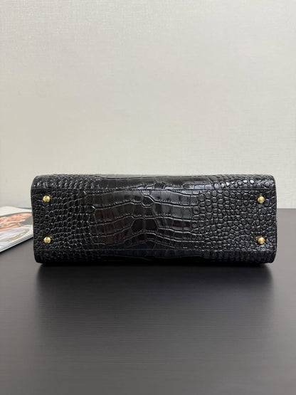 Chanel Tote Bag Crocodile Embossed Calfskin SS26 Collection