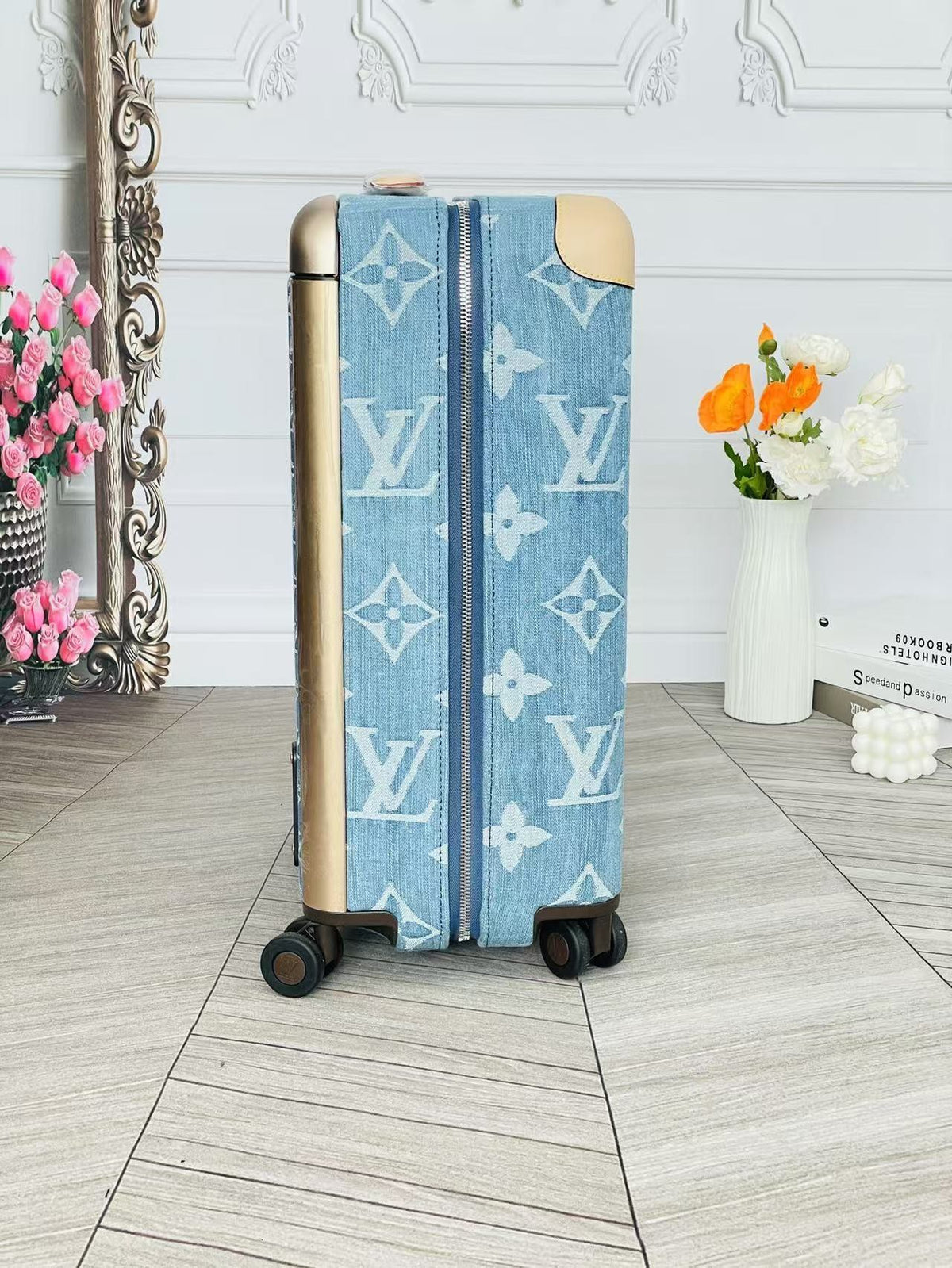 Louis Vuitton Horizon 55 suitcase in Monogram Denim Blue