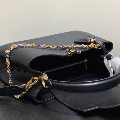 LV Capucines MM Souple