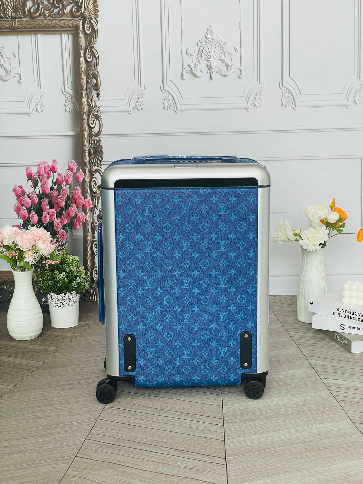 Louis Vuitton Horizon 55 rolling suitcase Blue Monogram
