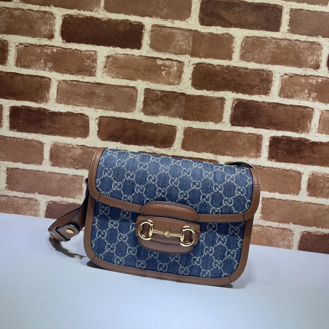 Gucci Small Horsebit Shoulder Bag (All colour in Stock)