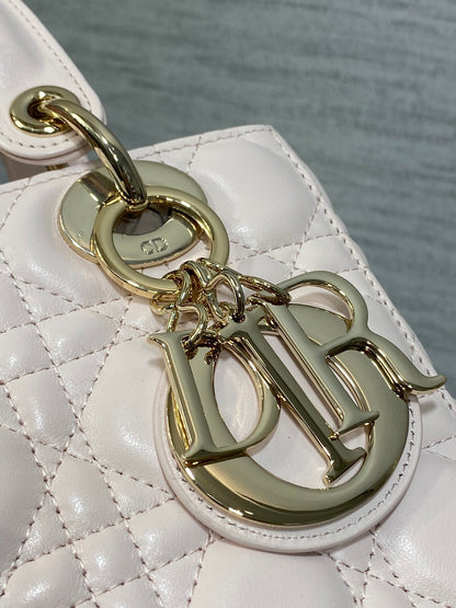 Dior Saddle small Pink colour
