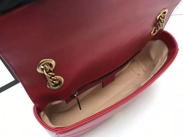 Gucci GG Marmont Matelassé Shoulder Bag Red