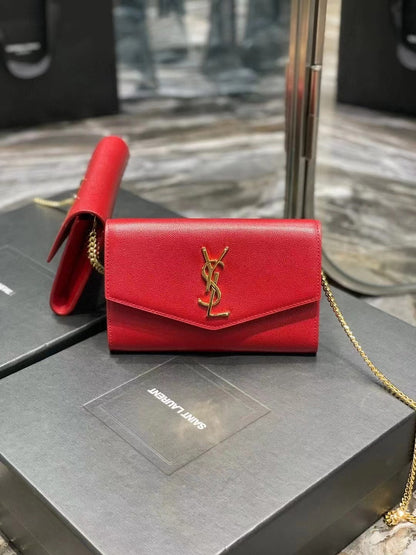 Saint Laurent Grain De Poudre Uptown Chain Wallet White