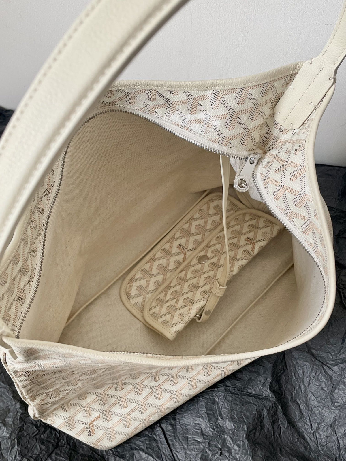 GOYARD Goyardine Boheme Hobo White