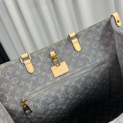LV M13189 OnTheGo MM