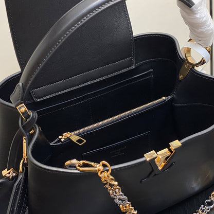LV Capucines MM Souple