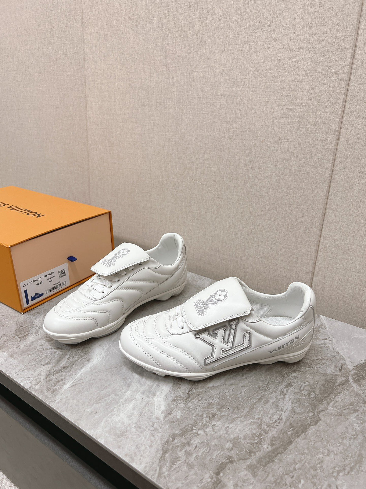 LV Women White Leather Sneakers