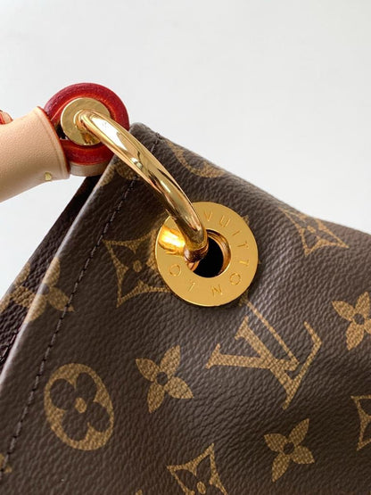 Louis Vuitton Artsy MM Monogram