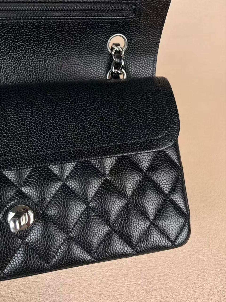 Chanel Classic Flap Medium 25 Black sliver Hardware