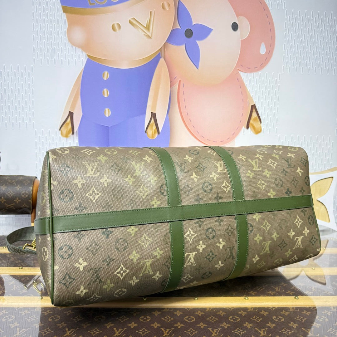 Louis Vuitton Keepall Bandoulière Khaki Green Monogram