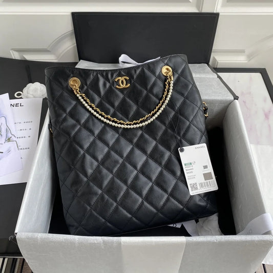 Chanel Leather Shoulder Bag – Shopping Tote Bag