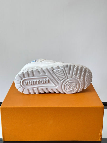 LV Men White Leather Sneakers