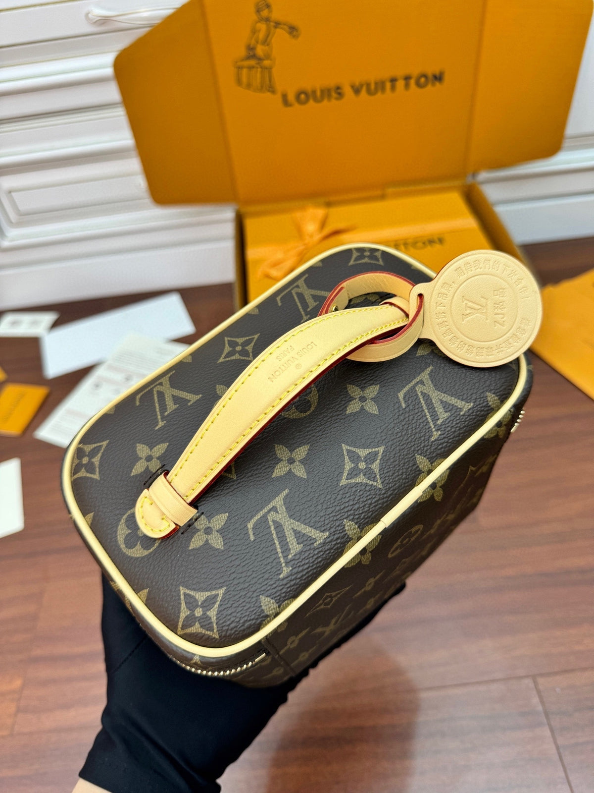 Louis Vuitton Nice Mini toiletry