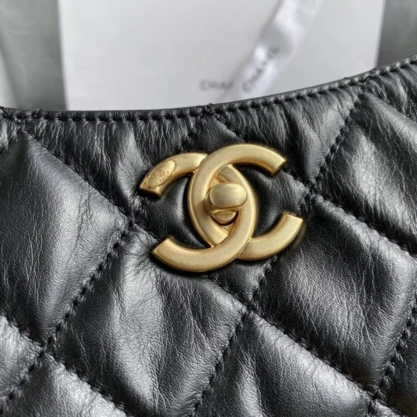 Chanel Leather Shoulder Bag – Shopping Tote Bag