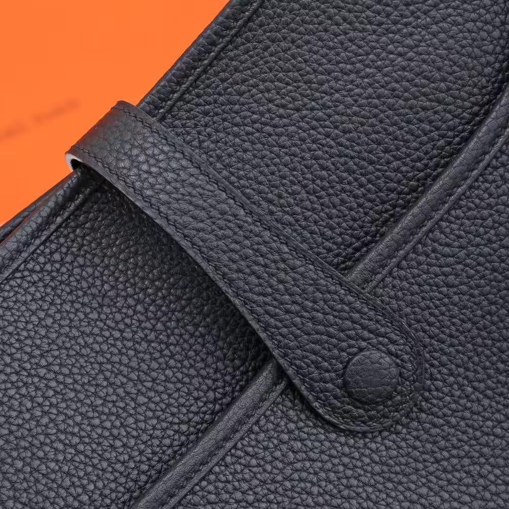 HN Evelyne III 29 Black