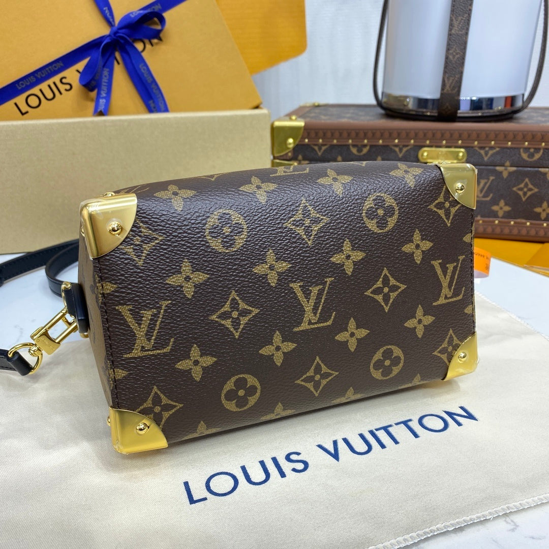 Louis Vuitton Speedy Trunk 20 in Monogram canvas
