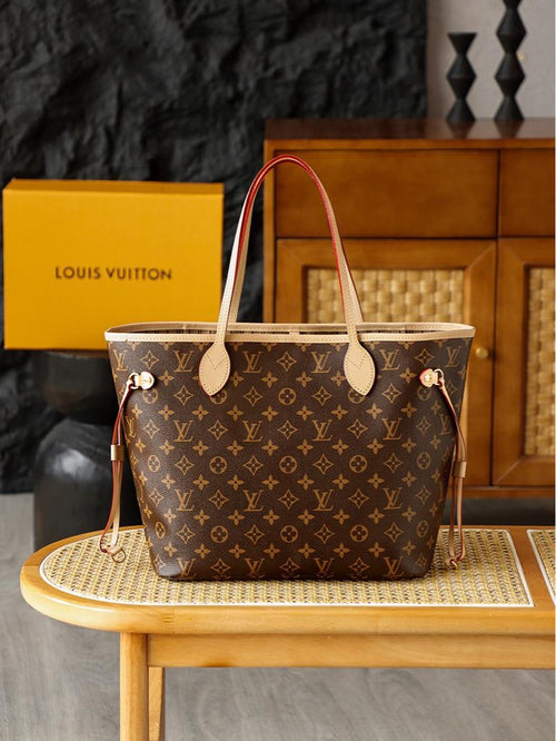 Louis Vuitton Neverfull tote