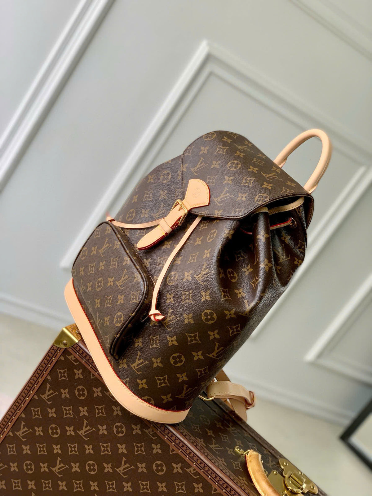 LV Montsouris M11197 Backpack MM SIZE