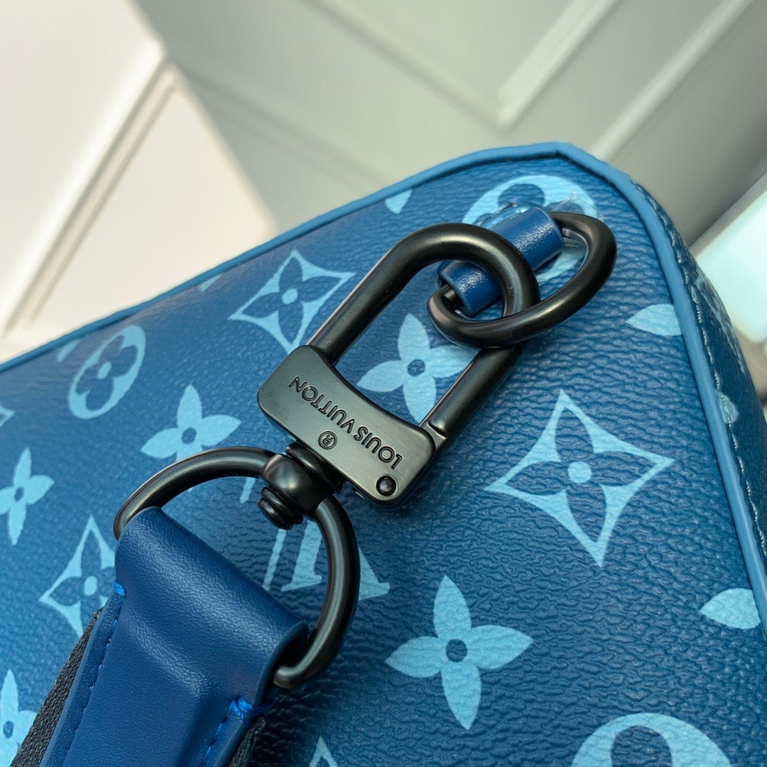 LV avenue bag in Atlantic Blue