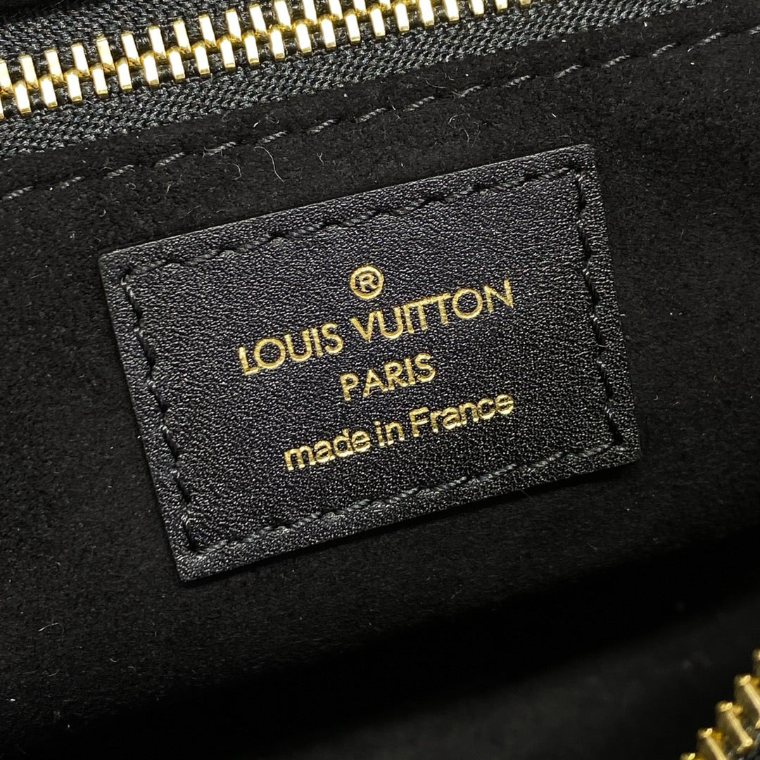 Louis Vuitton M45393 Petite Malle Souple Bag