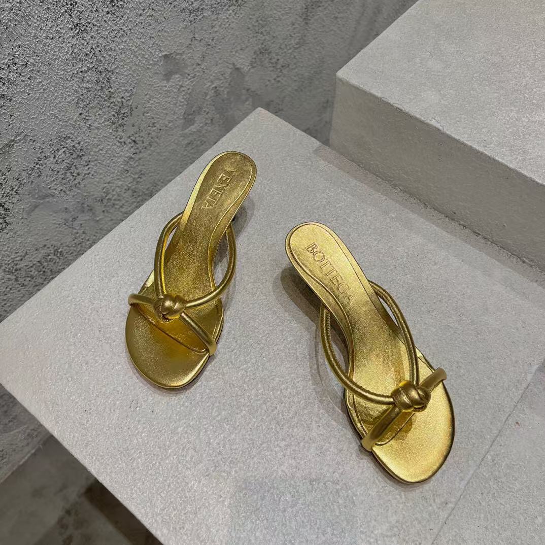 BV HEELED SANDALS METALLIC GOLD LAMBSKIN