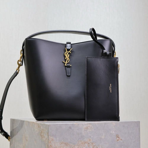 LE 37 MEDIUM BUCKET BAG 26 IN BLACK CALFSKIN GOLD HARDWARE