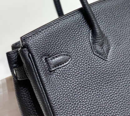HN 30CM IN BLACK TOGO LEATHER GOLD HARDWARE
