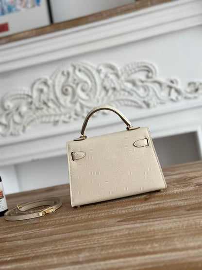 HN MINI 19 WHITE CALFSKIN GOLD HARDWARE