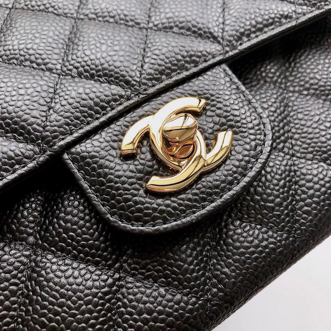 CHANEL FLAP BAG 25 IN BLACK CAVIAR LEATHER GOLD HARDWARE