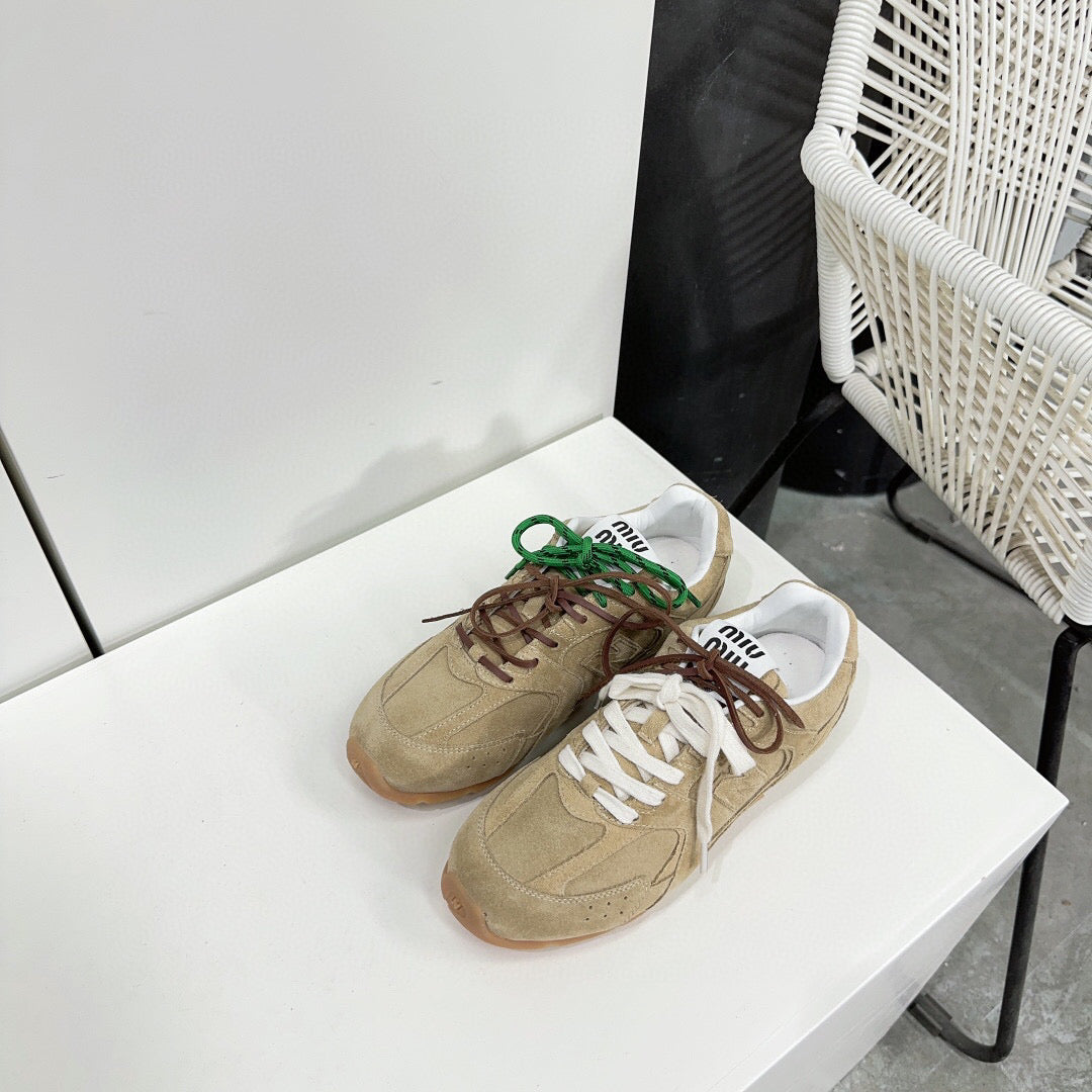 MIUxNEW 530 SNEAKER IN BROWN ECRU SUEDE