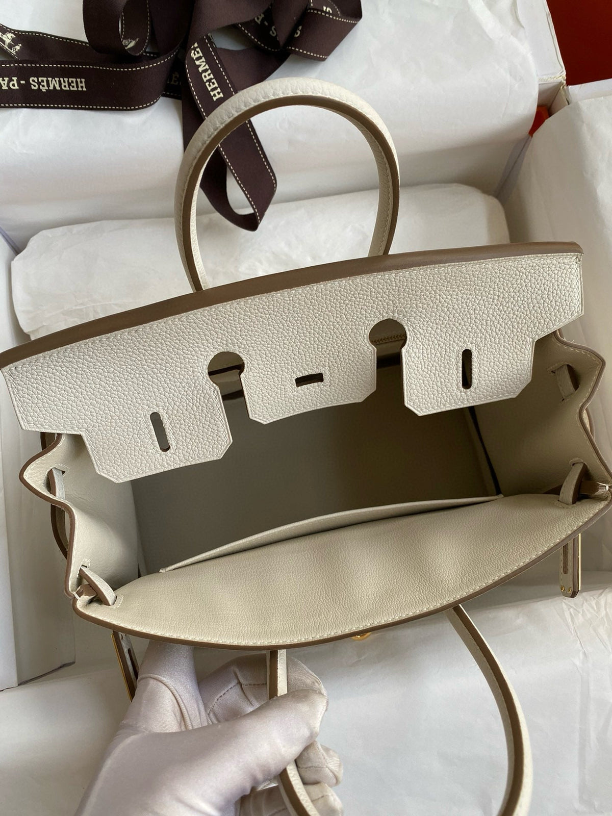 HN 25CM CREAM TOGO LEATHER GOLD HARDWARE