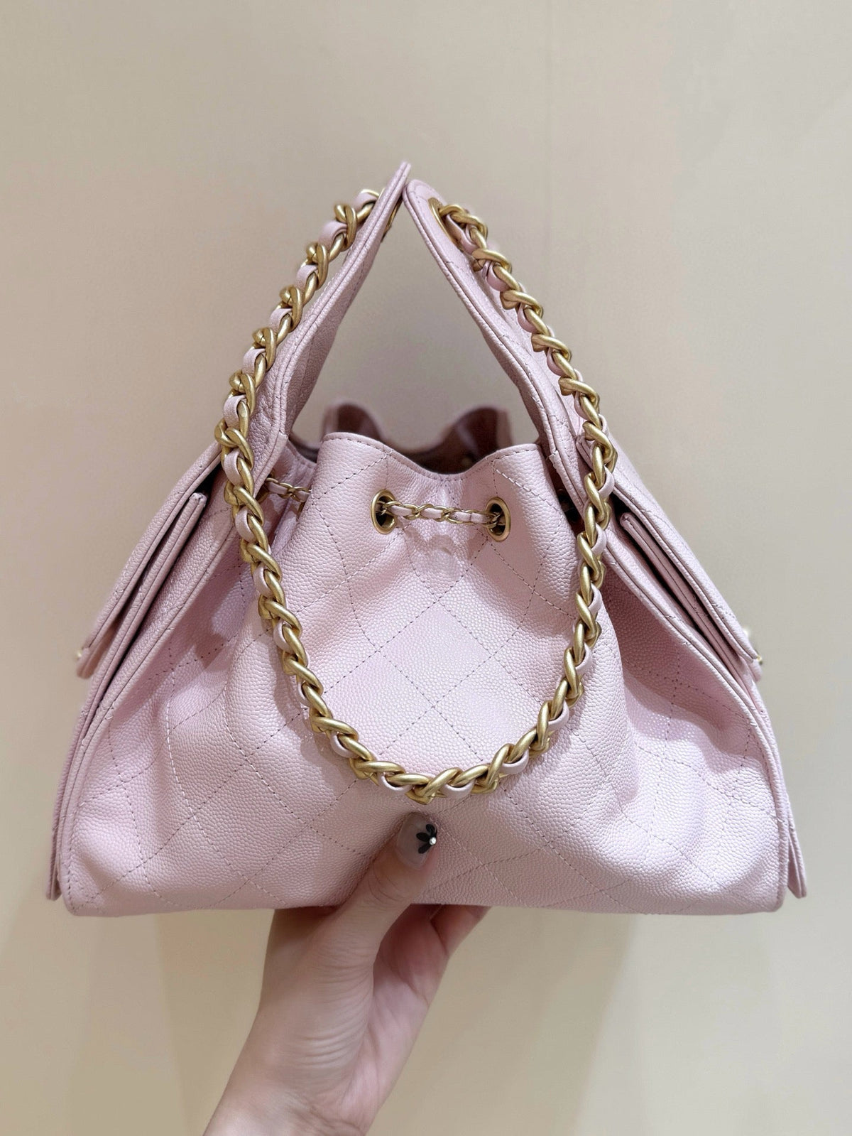 CHANEL 25 HANDBAG IN PASTEL PINK WITH GOLD HARDWARE