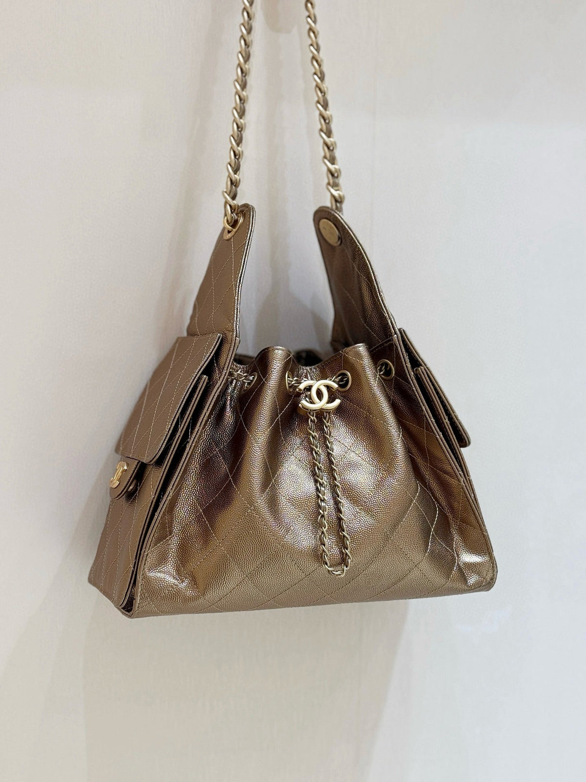 CHANEL 25 HANDBAG 30 IN GOLDEN BROWN WITH GOLD HARDWARE