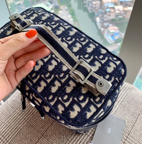 Christian Dior Travel Vanity Case – Women’s Oblique Embroidery Cosmetic Bags