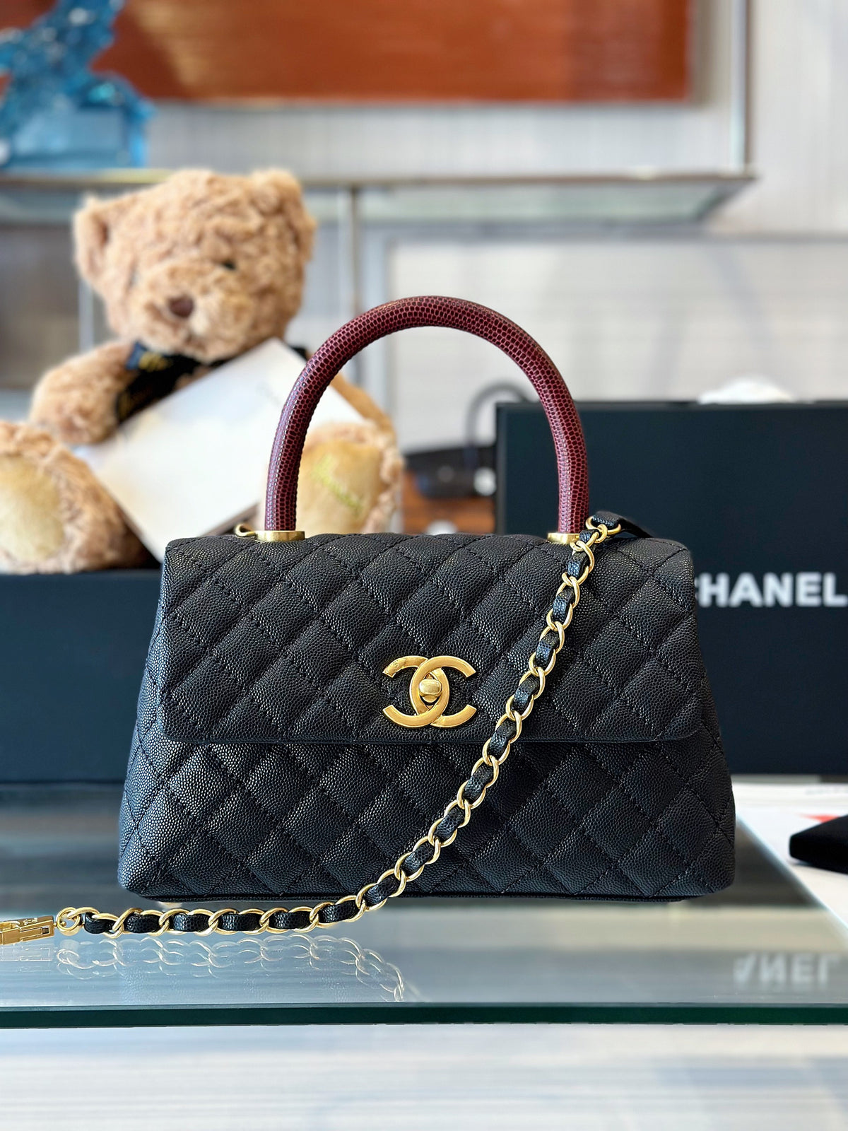 Chanel Handbag Coco Lock Gold Lizard Skin Black 24cm
