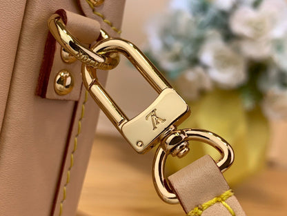 Louis Vuitton LV Petite Box Shape Lock Plated Gold Handbags 20×12.5x5cm