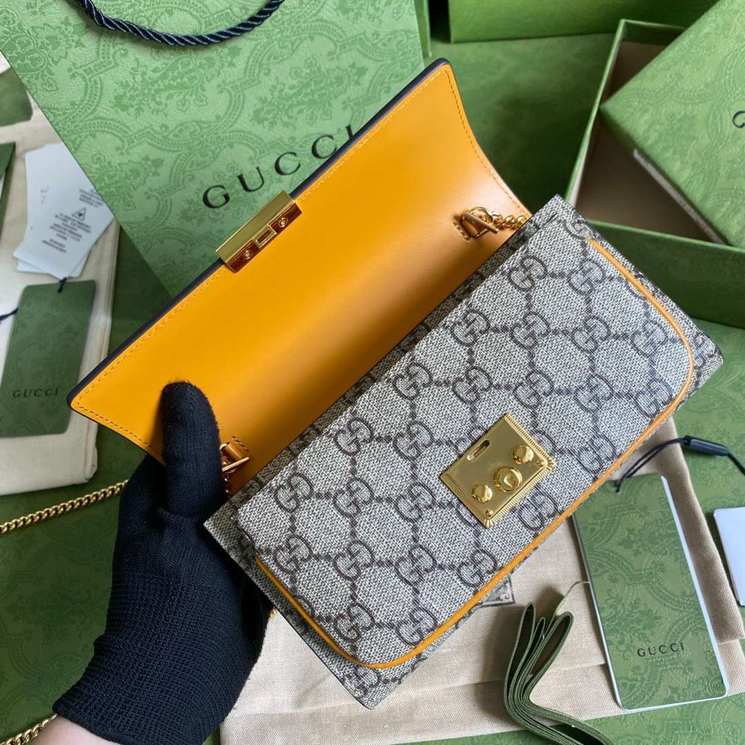 Gucci Clutch Women’s Crossbody Bag with High Quality Monogram Pattern 19x10cm