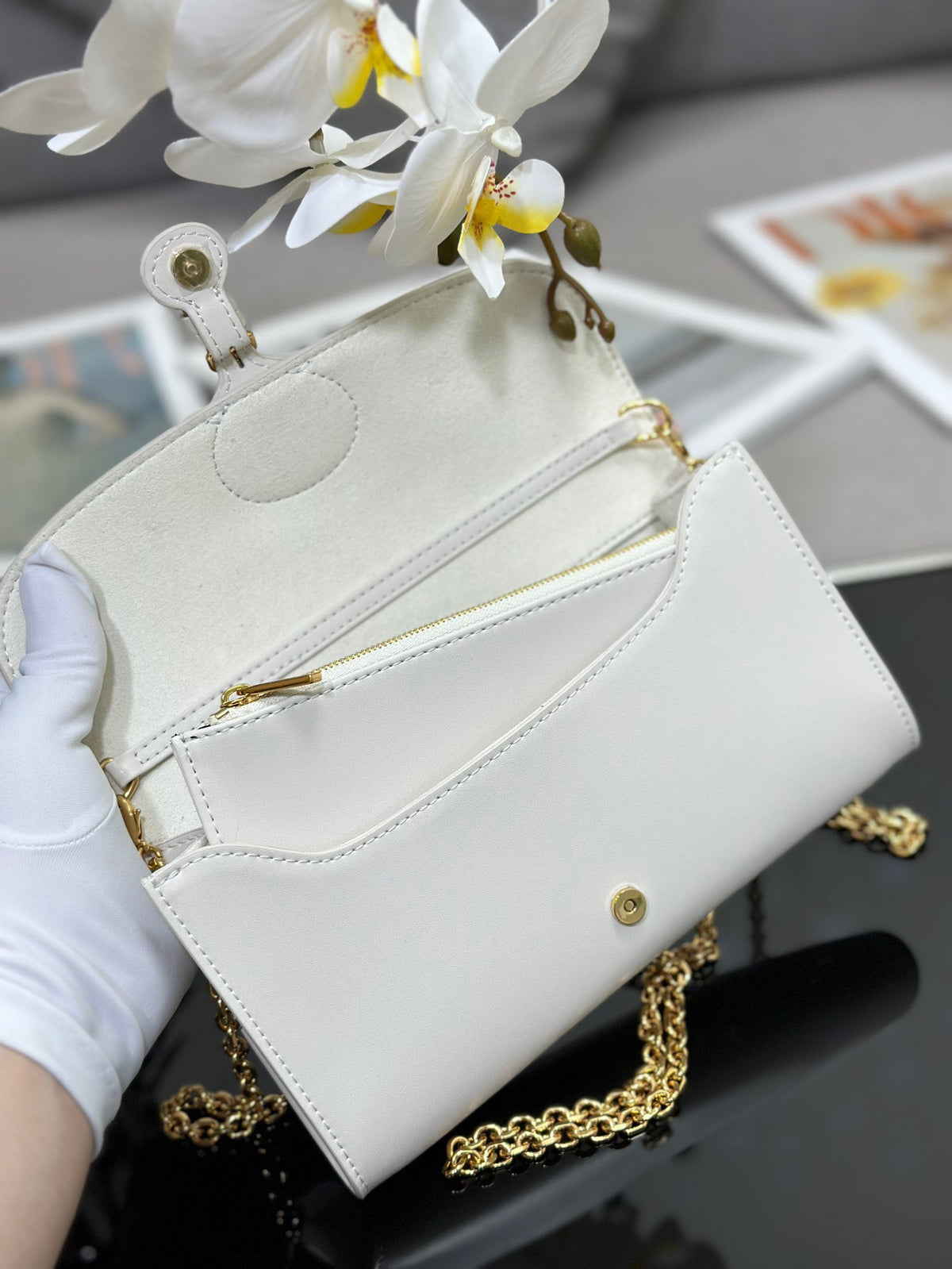 Dior Bobby Women’s Crossbody Bag Super White Smooth Leather 21.5x12x4cm