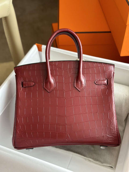 HN Woman’s Hand Sewing Like Auth Red Handbags 25cm