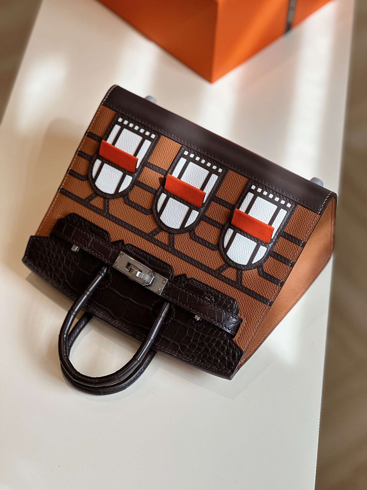 HN 20 Sellier Faubourg House Brown Palladium Hardware