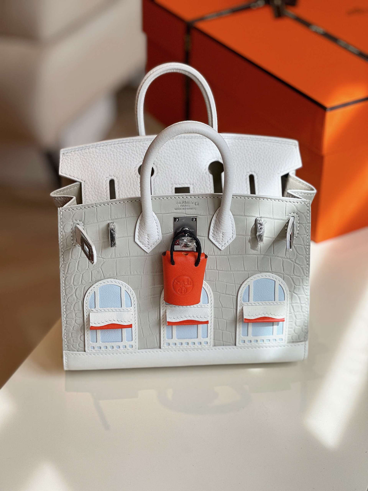 HN 20 Sellier Faubourg House White Snow Palladium Hardware